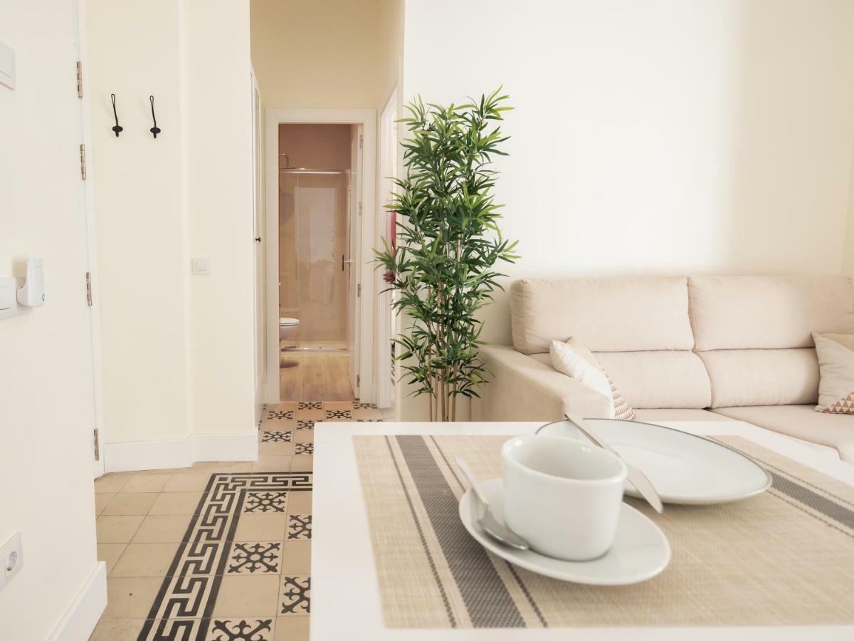 Home In Seville Luxury V33-1A Экстерьер фото
